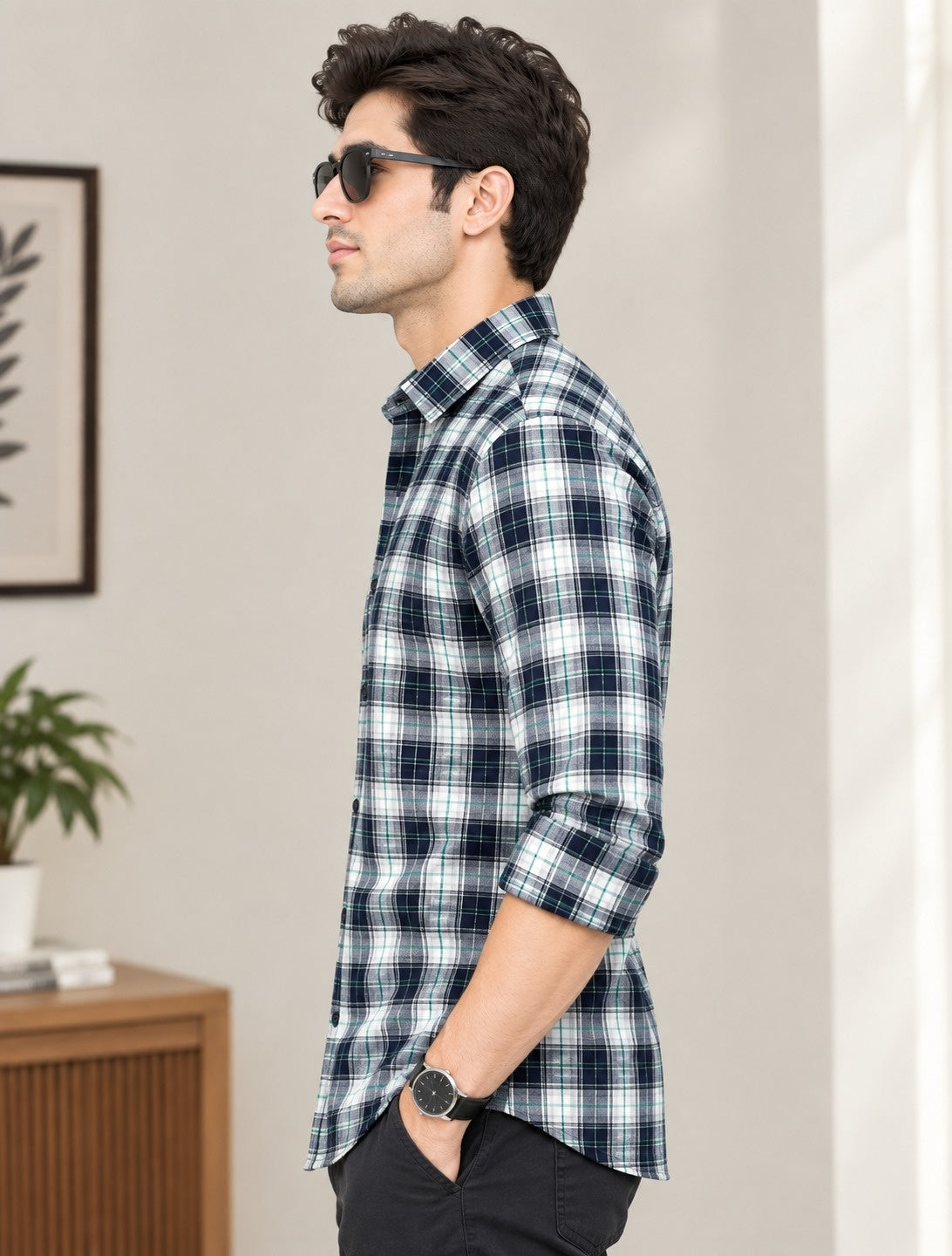 Men Relaxed Checked Casual Shirt