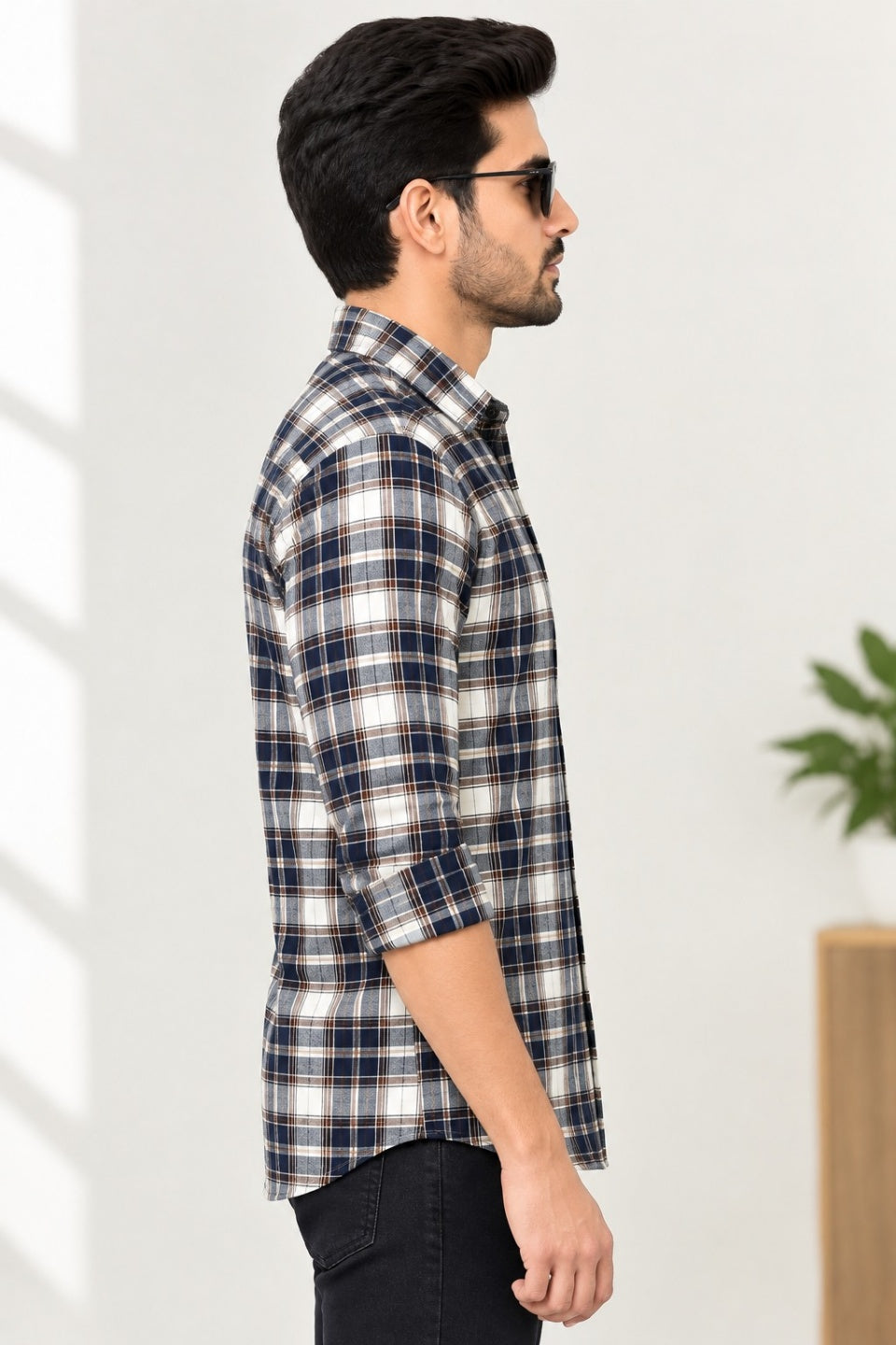 Men Relaxed Checked Casual Shirt
