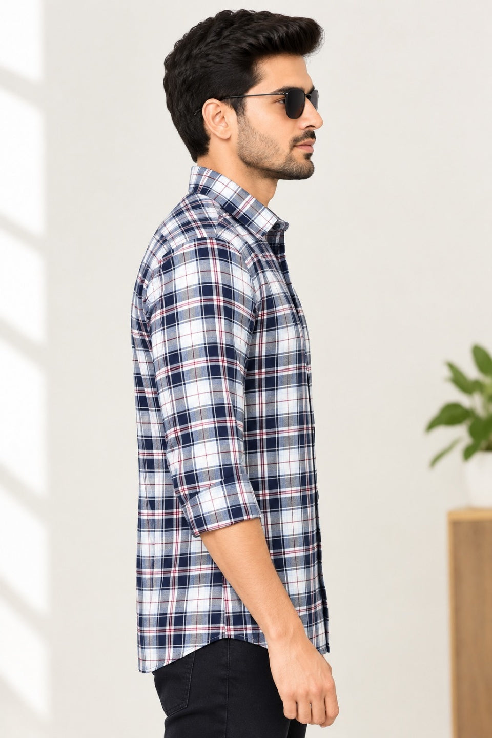 Men Relaxed Checked Casual Shirt
