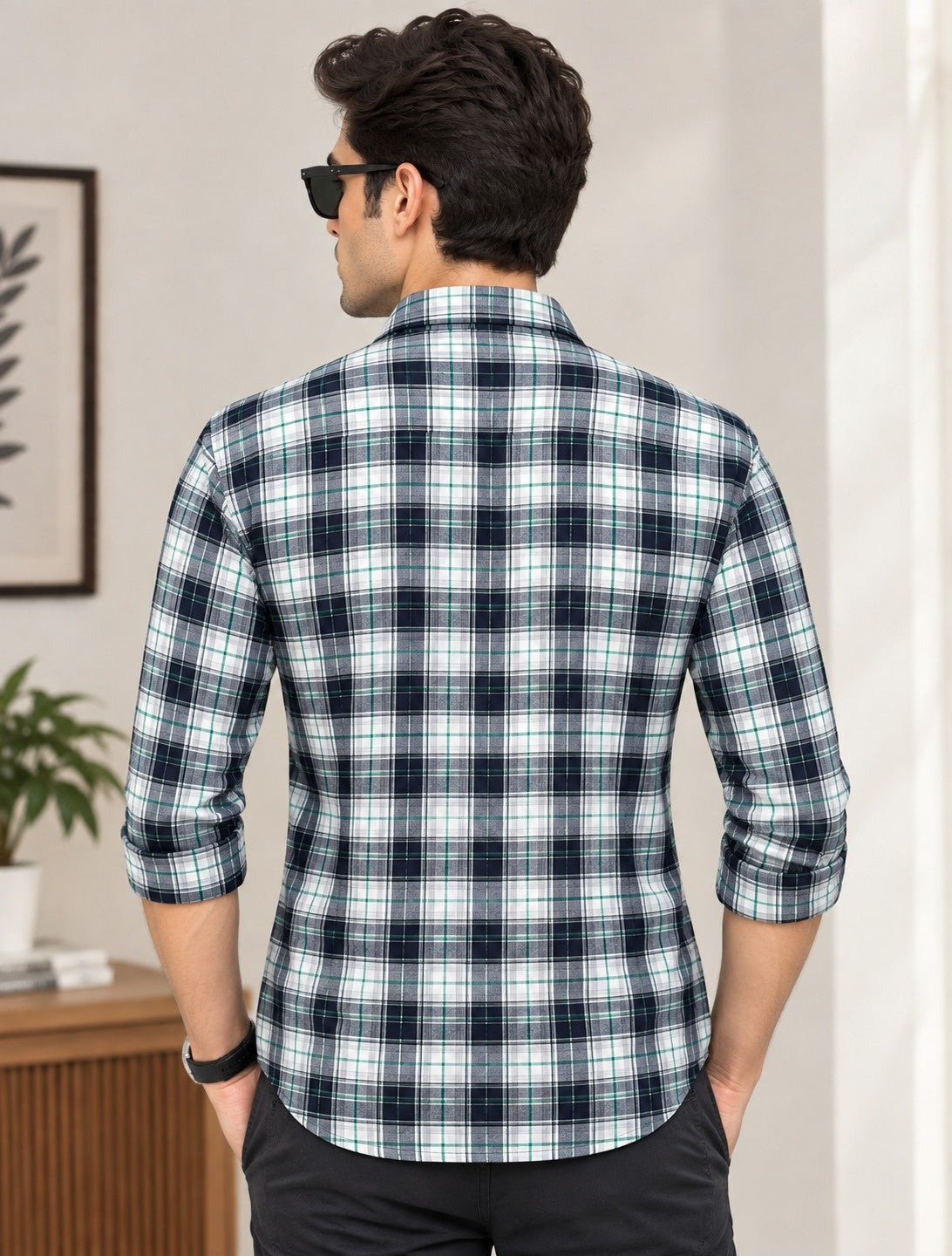 Men Relaxed Checked Casual Shirt