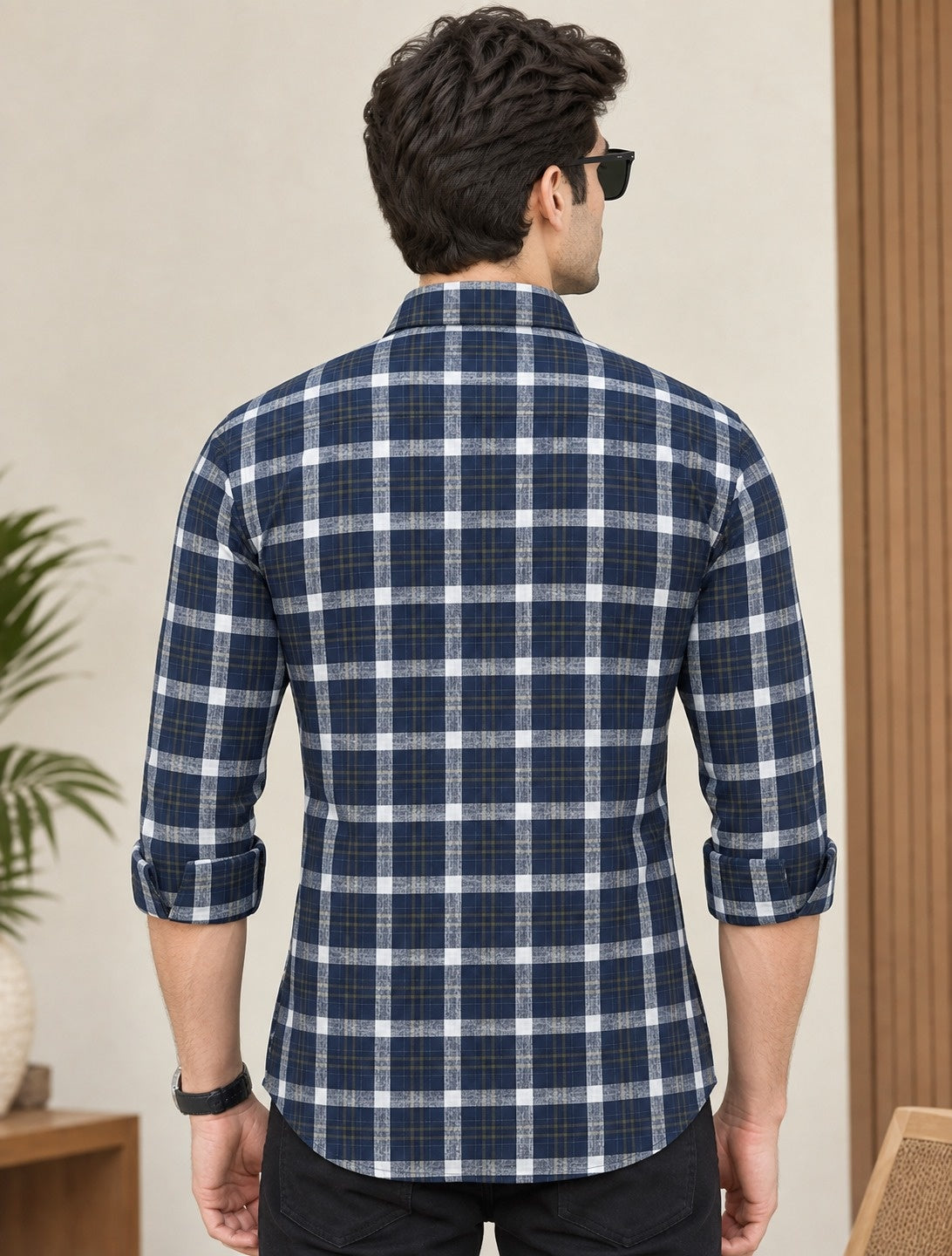 Men Relaxed Checked Casual Shirt