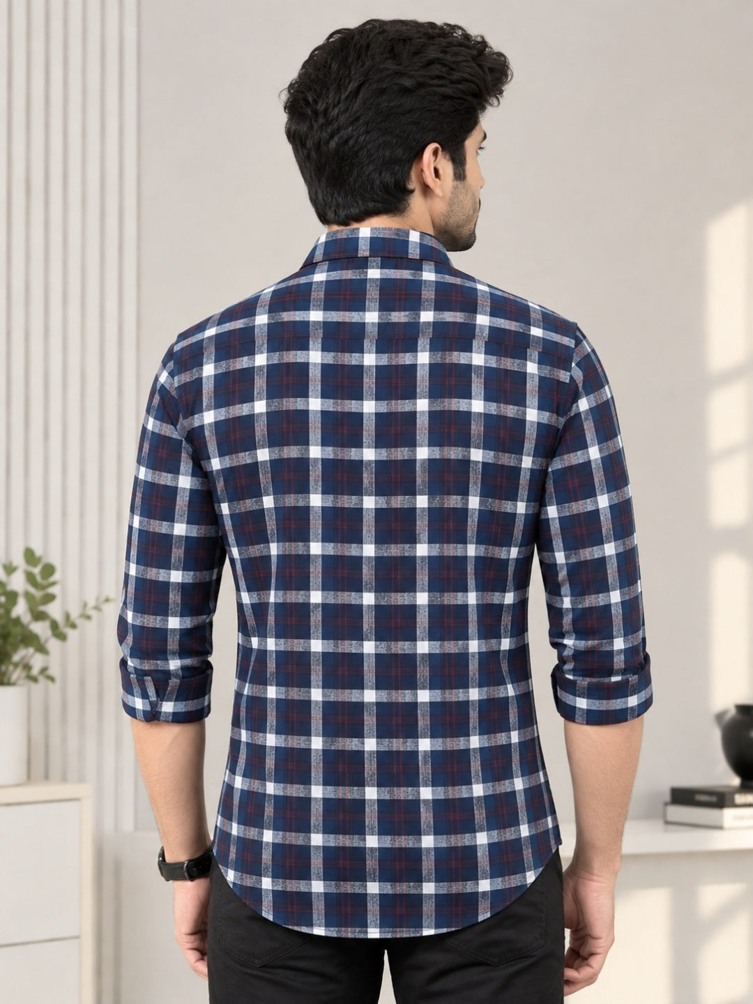 Men Relaxed Checked Casual Shirt