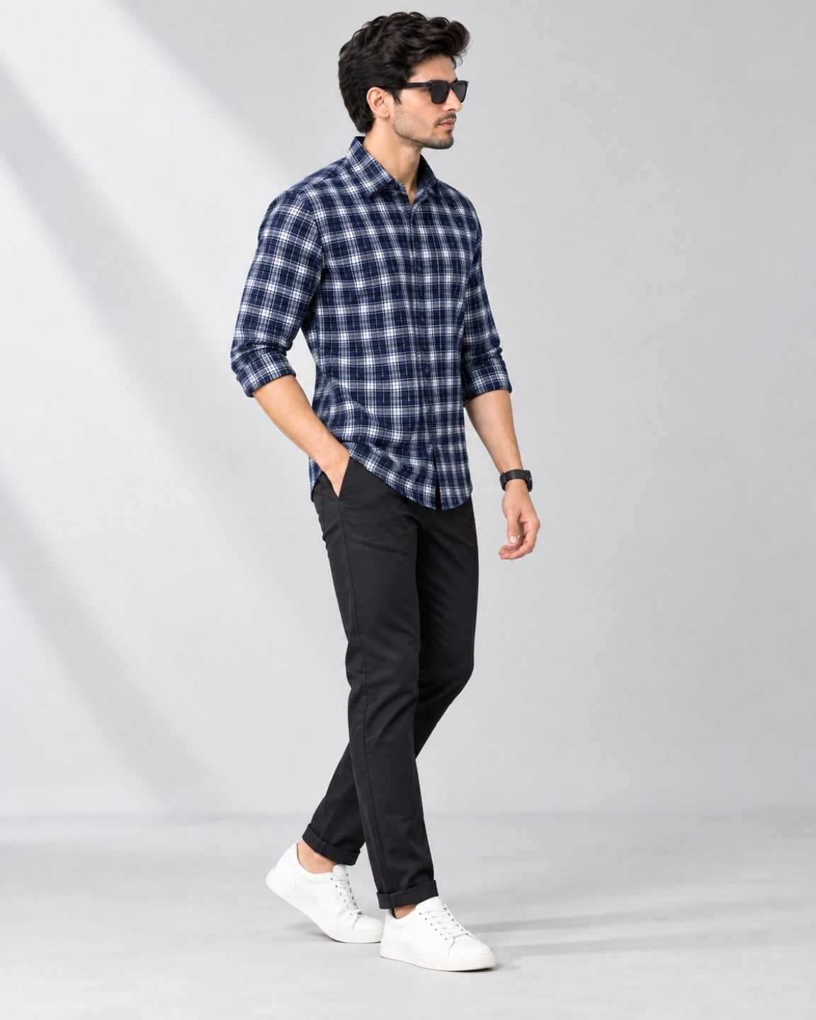 Men Relaxed Checked Casual Shirt