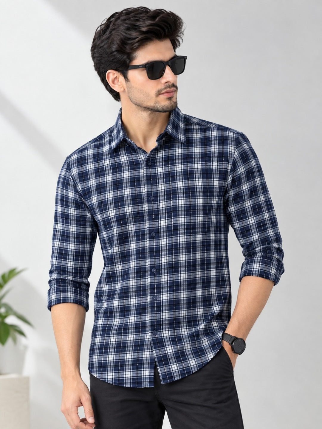 Men Relaxed Checked Casual Shirt
